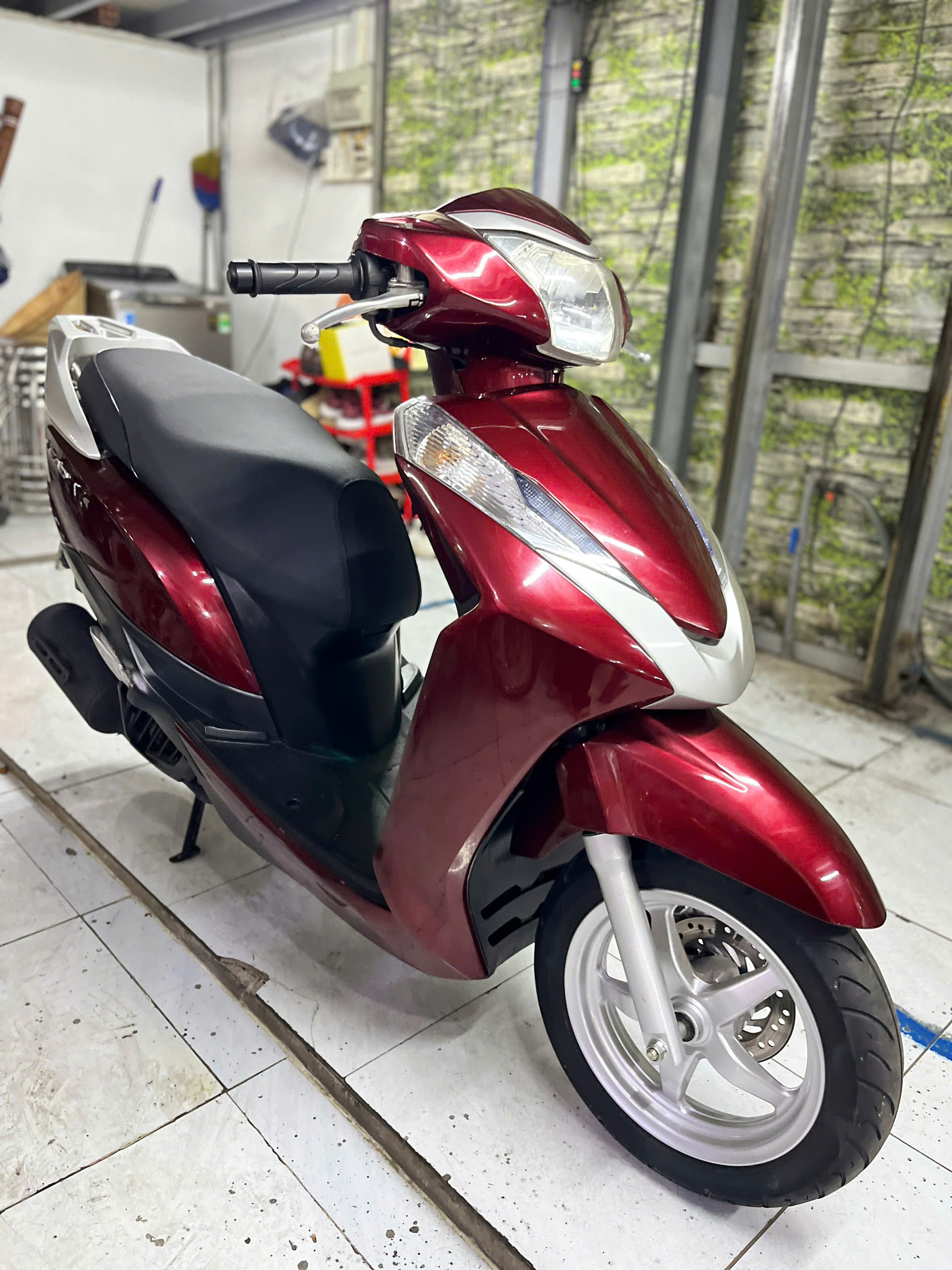 HONDA WINNER V1 ĐỜI 2017 (06531)